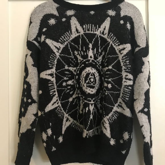 UO Staring at Stars Sweaters - Urban Outfitters Witchy Super Soft Sweater